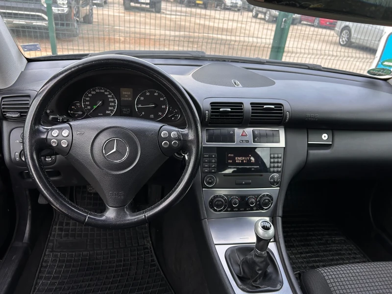 Mercedes-Benz C 180, снимка 14 - Автомобили и джипове - 48773883