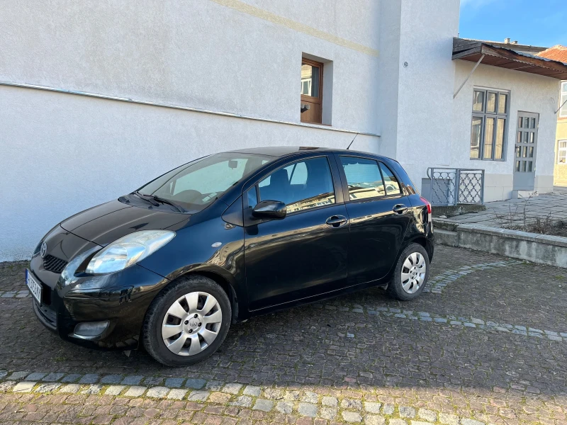 Toyota Yaris 1.33 VVT-i, снимка 4 - Автомобили и джипове - 52519548