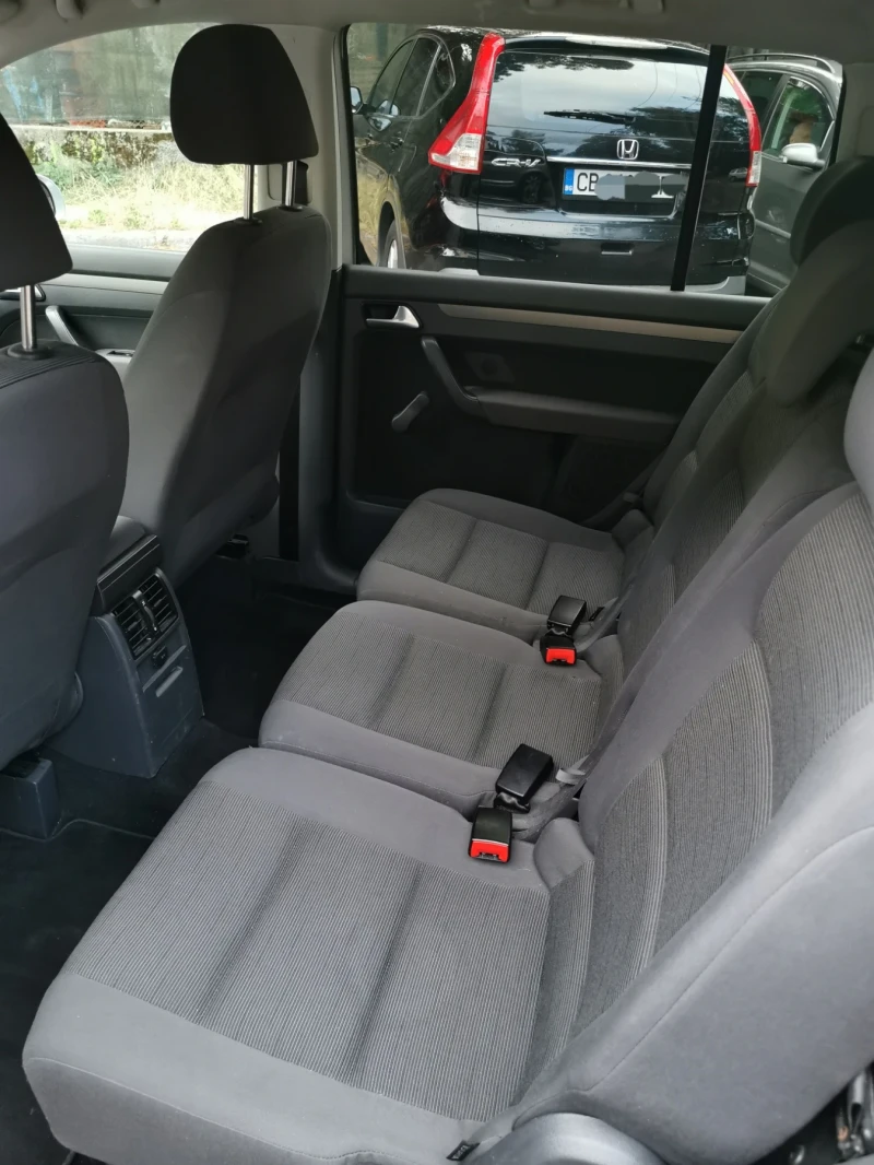 VW Touran 1.4 FSI, снимка 3 - Автомобили и джипове - 51950025
