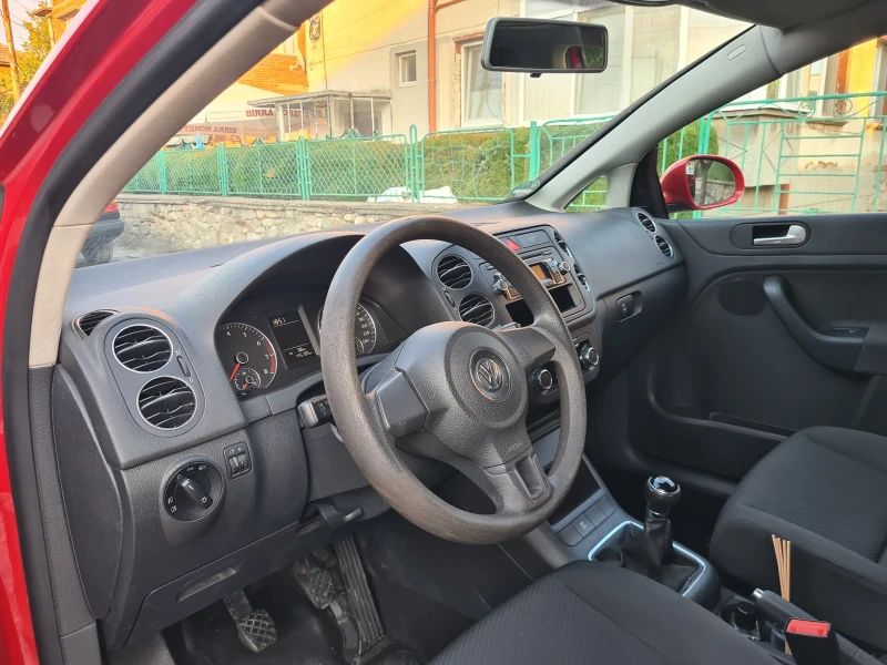 VW Golf Plus 1.6 MPI, снимка 7 - Автомобили и джипове - 52639401