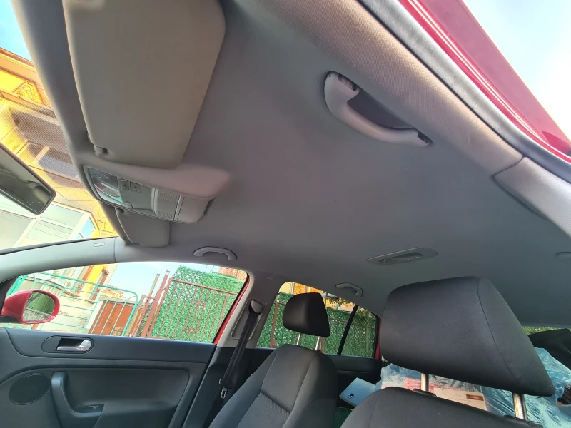 VW Golf Plus 1.6 MPI, снимка 10 - Автомобили и джипове - 52639401