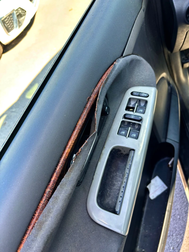 VW Sharan, снимка 10 - Автомобили и джипове - 51731077