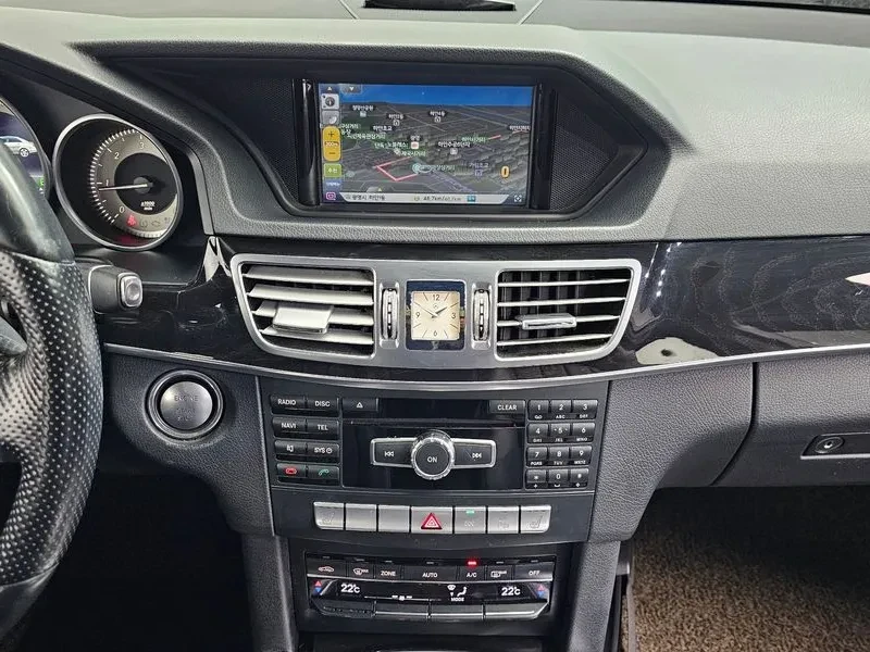 Mercedes-Benz E 220 | Mobile.bg � ����������� 16