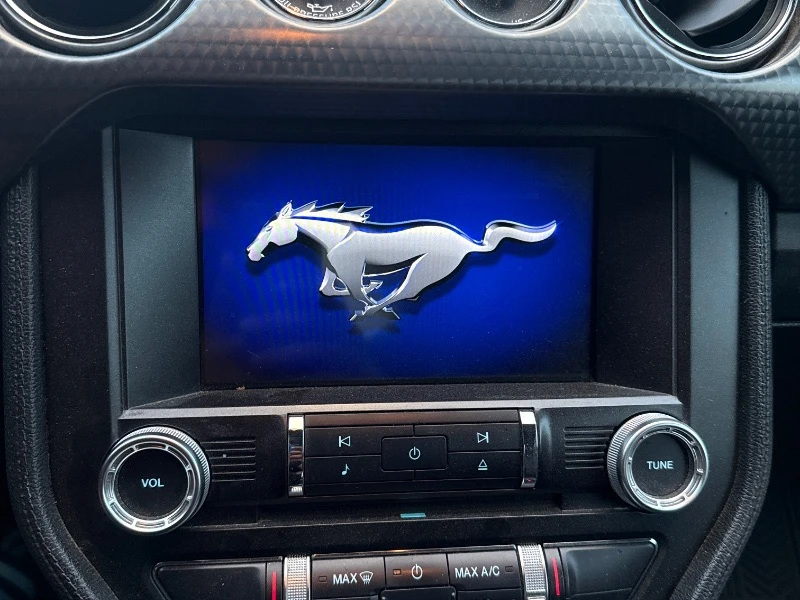 Ford Mustang GT* CARFAX* АВТО КРЕДИТ* , снимка 8 - Автомобили и джипове - 55013354
