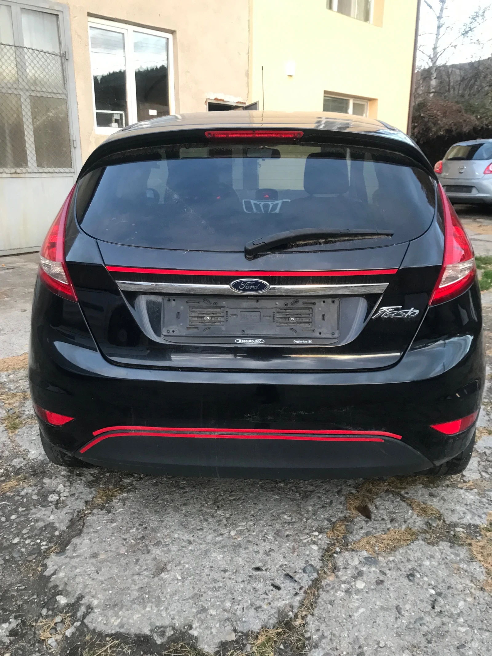 Ford Fiesta  - изображение 4