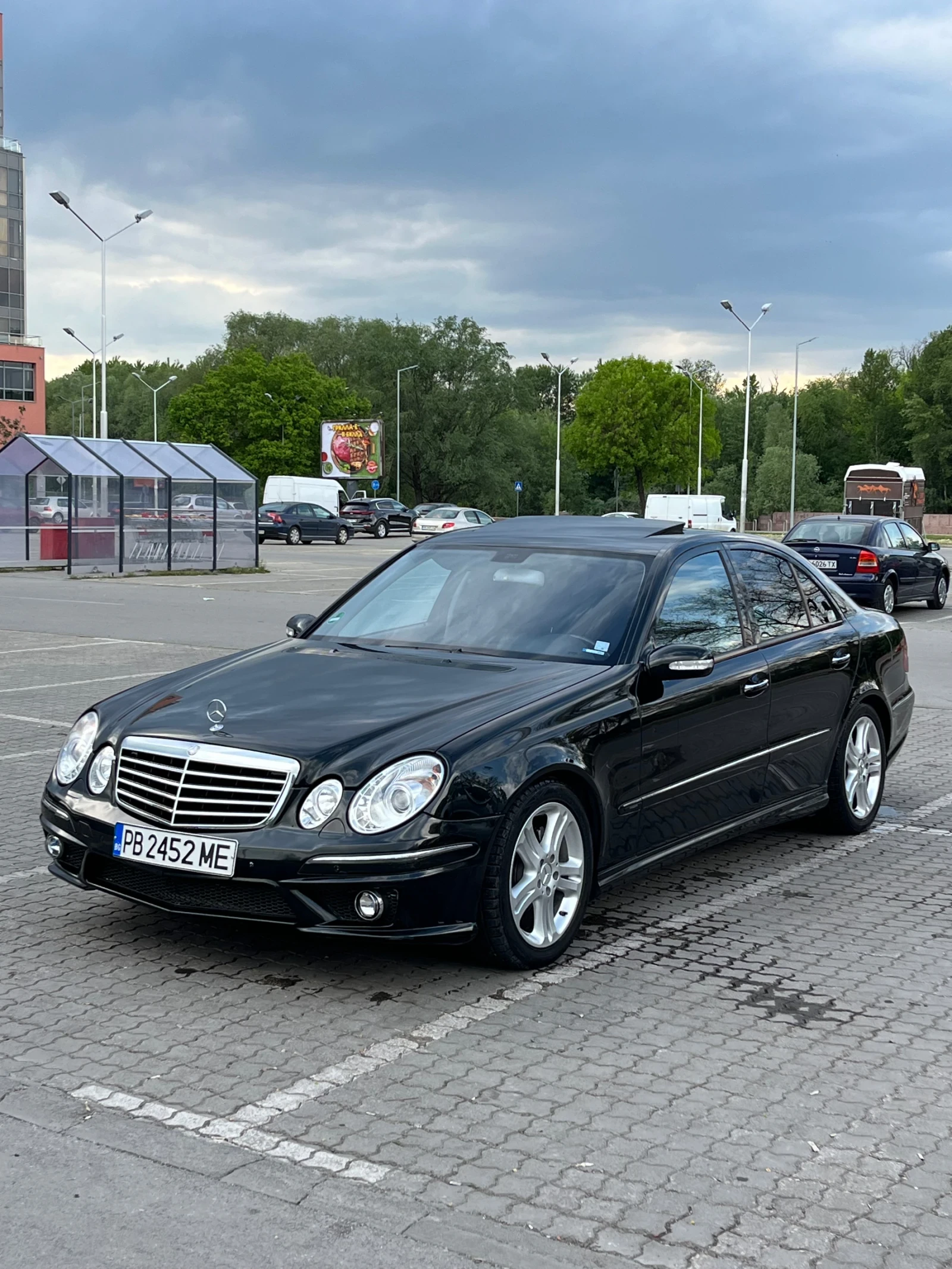 Mercedes-Benz E 320 Moje i barter  - изображение 3