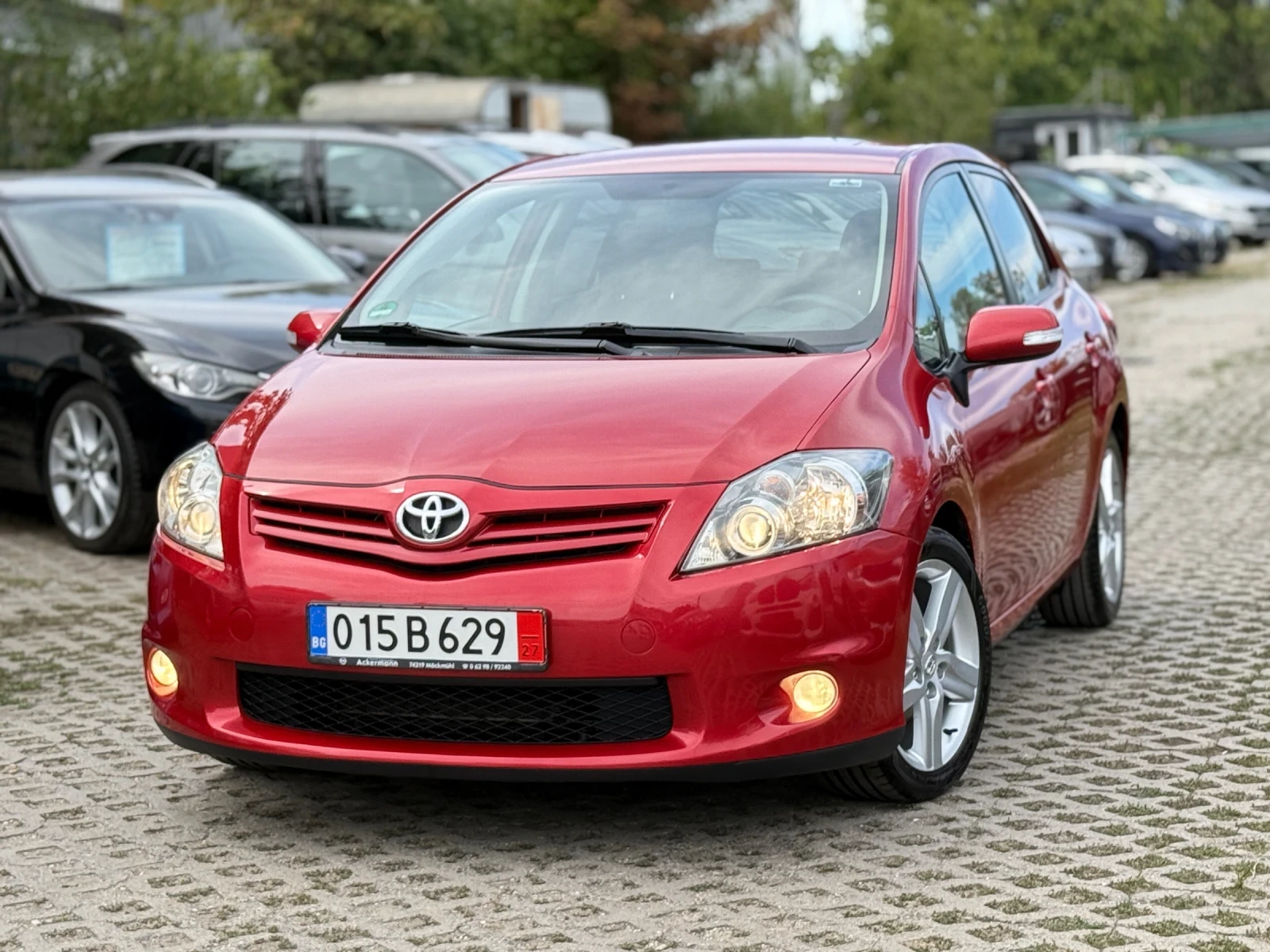 Toyota Auris 1.6i-132К.С/FACELIFT/GT SPORT/6 СКОРОСТИ/ + ПОДАРЪ - изображение 3