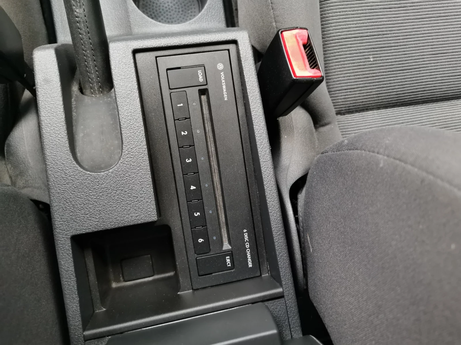 VW Touran 1.4 FSI - изображение 8