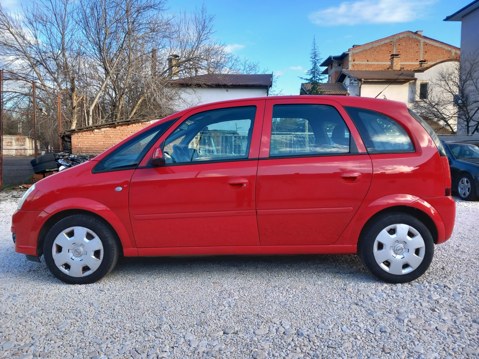 Opel Meriva 1.6i Автоматик AC - изображение 2