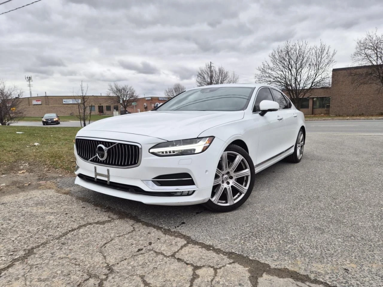 Volvo S90 T6 Inscription* Шибидах* Подгрев* 360view* Keyless - изображение 2