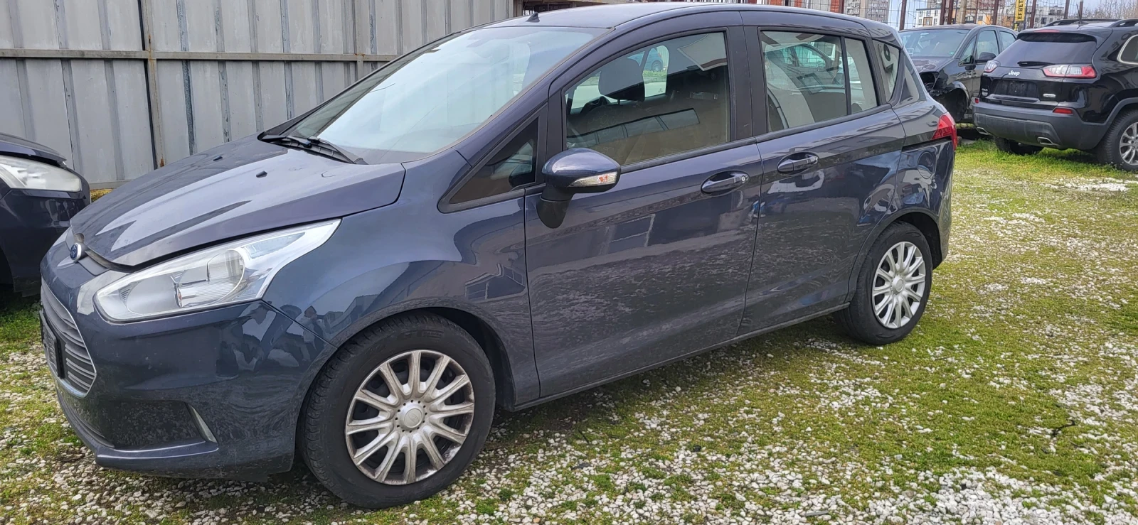 Ford B-Max 1.0 EcoBoost - изображение 4