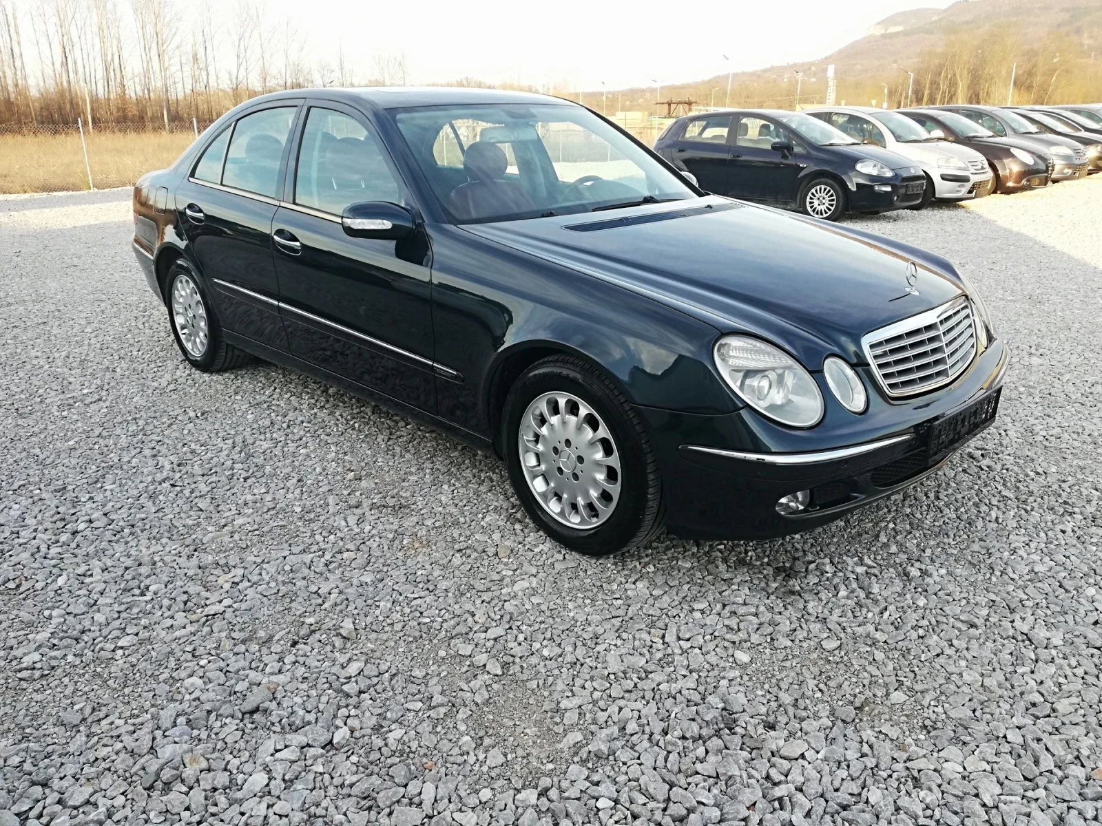 Mercedes-Benz E 270 2.7CDI KLI AVT ITALIA, снимка 8 - Автомобили и джипове - 53793480