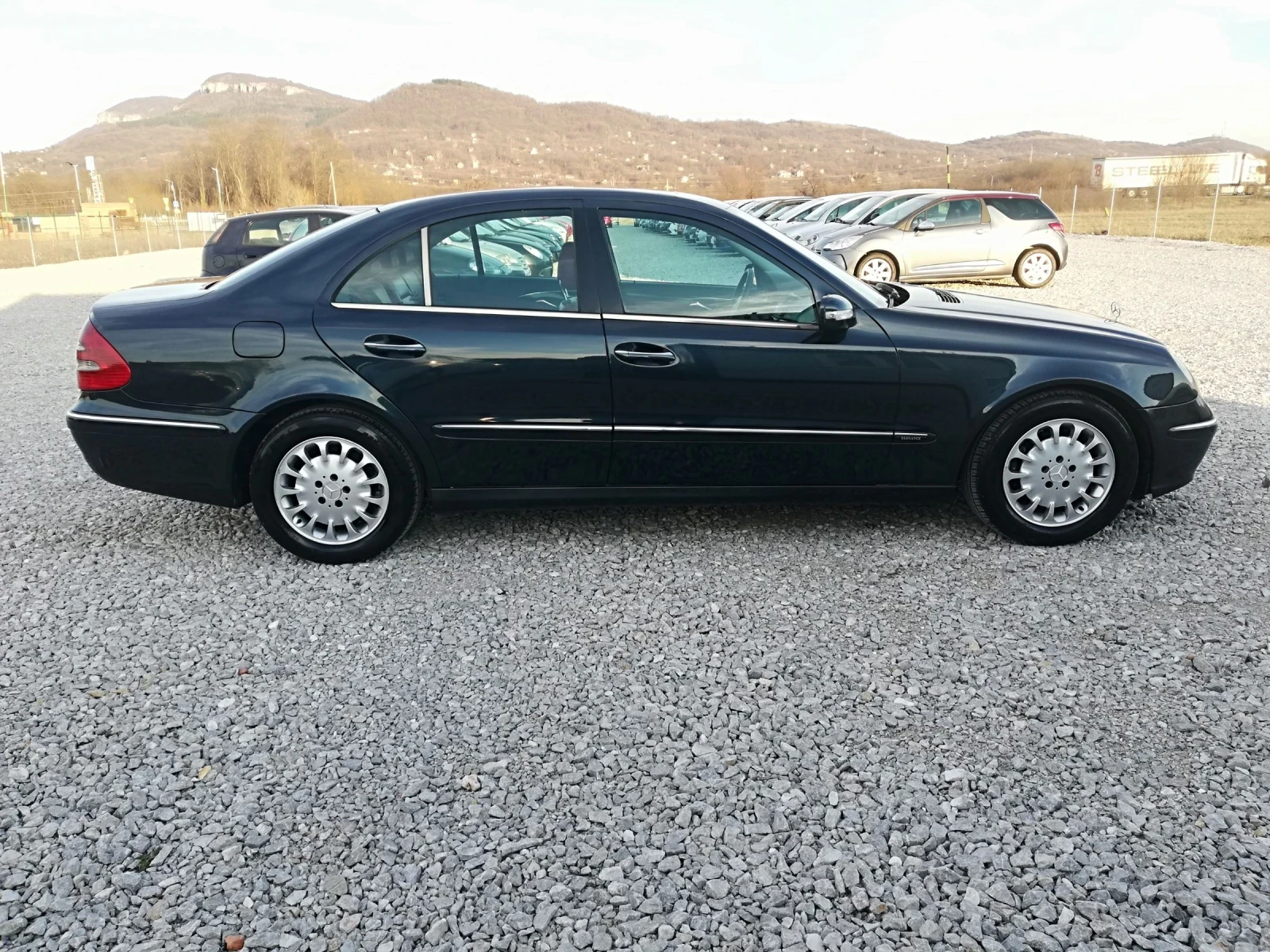 Mercedes-Benz E 270 2.7CDI KLI AVT ITALIA, снимка 7 - Автомобили и джипове - 53793480
