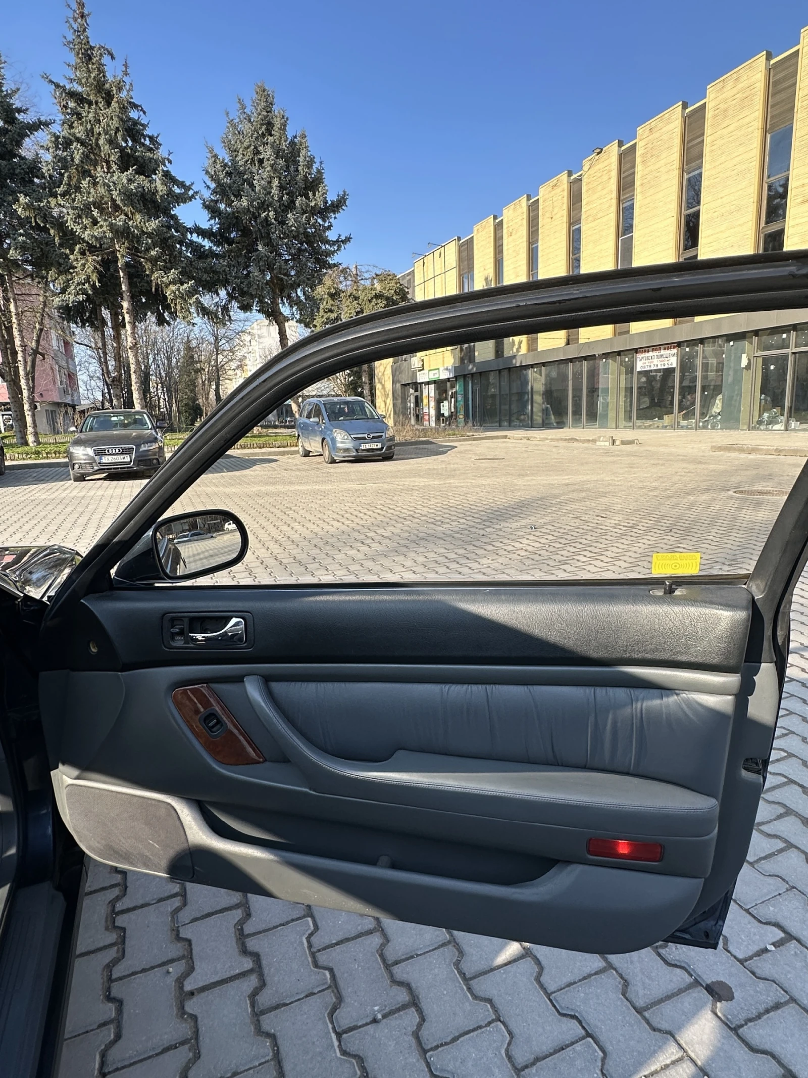 Honda Legend, снимка 9 - Автомобили и джипове - 53926394