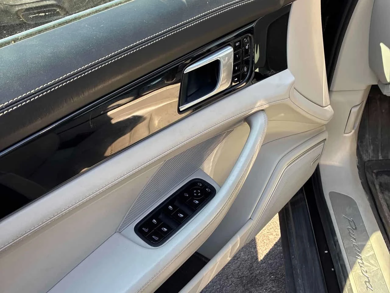 Porsche Panamera 4S / MATRIX / BOSE / ОБДУХВАНЕ , снимка 11 - Автомобили и джипове - 54156338