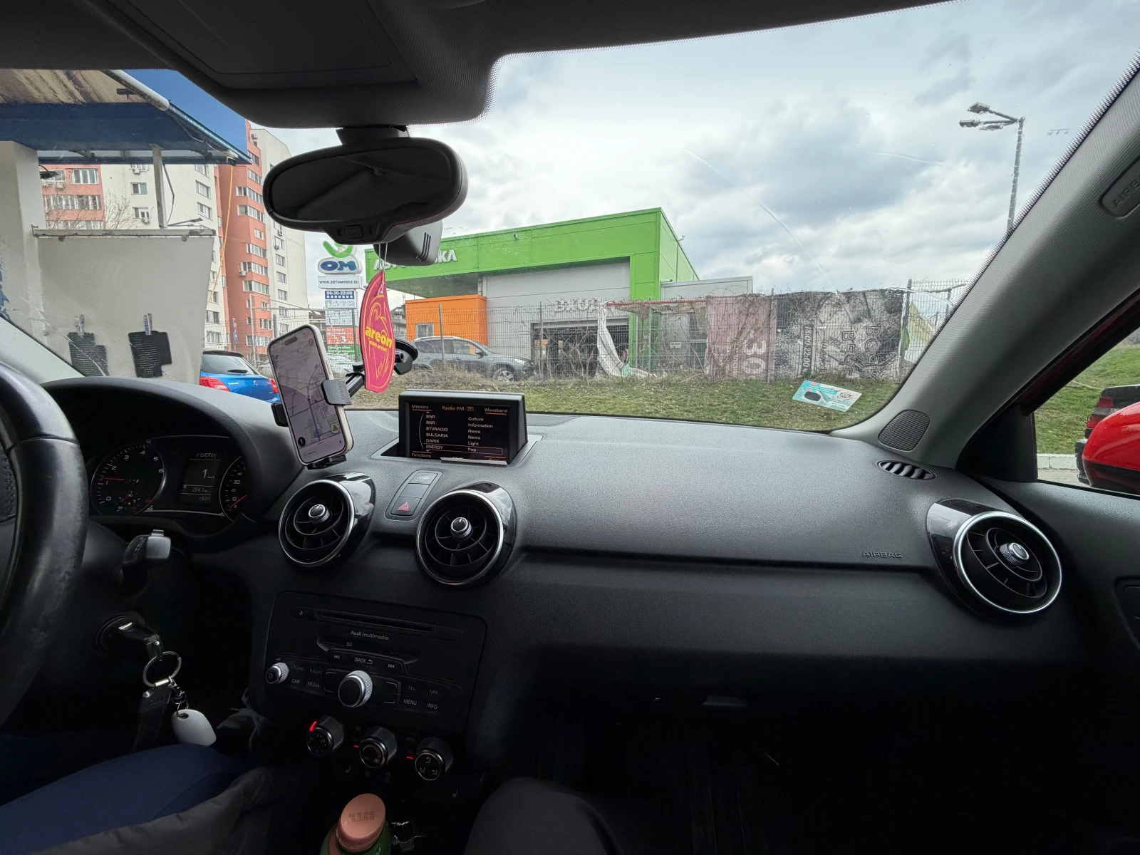 Audi A1 1.2TFSi, снимка 10 - Автомобили и джипове - 54477585