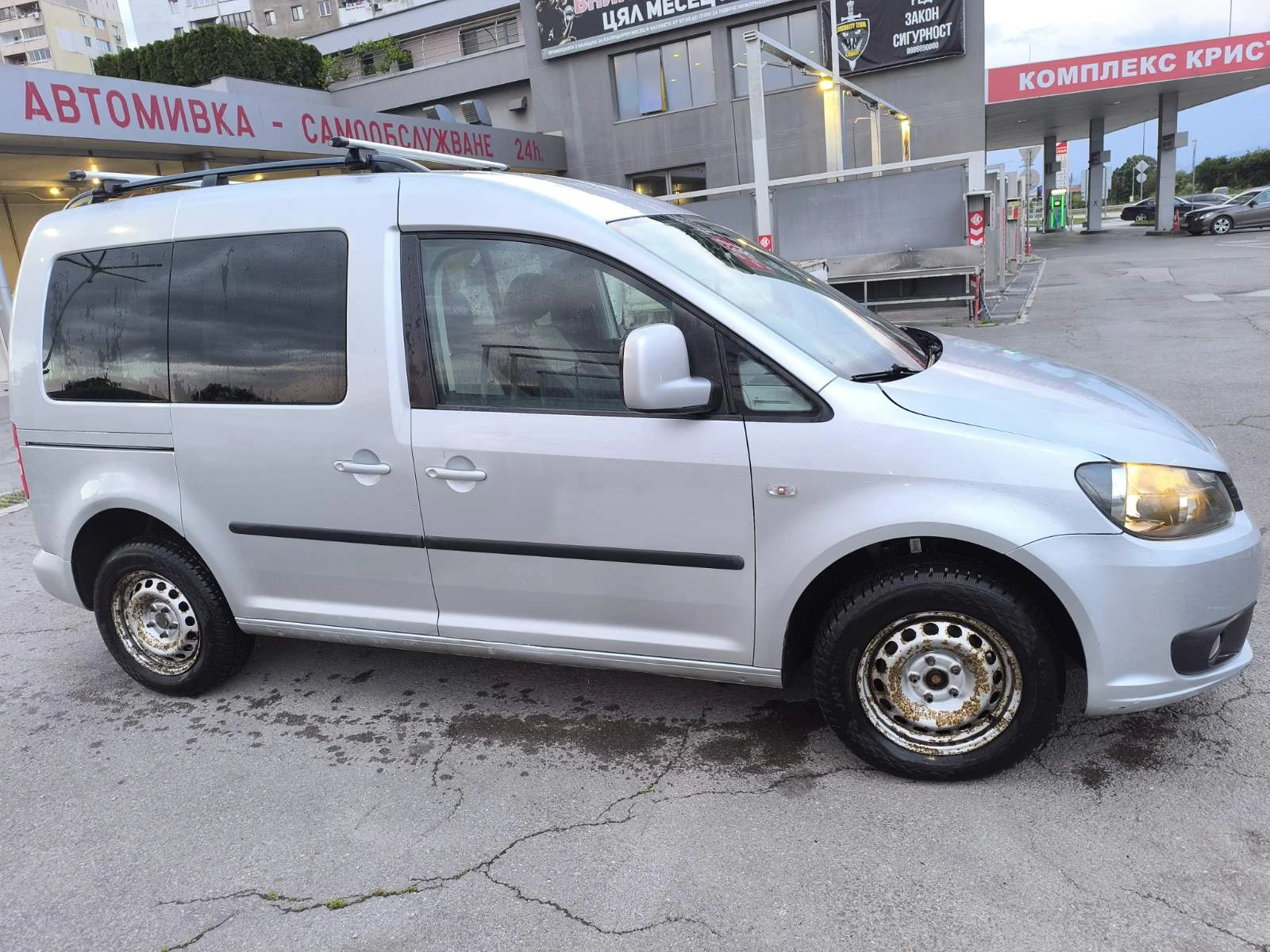 VW Caddy