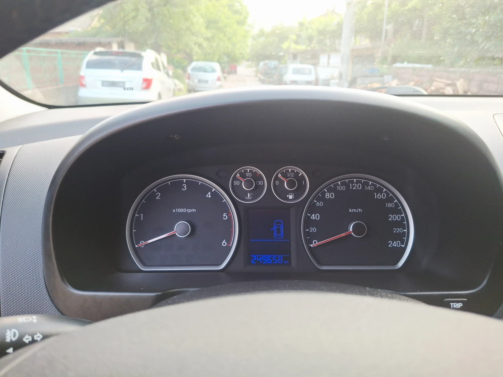 Hyundai I30 1.6crdi.klim.6sk., снимка 16 - Автомобили и джипове - 54794732