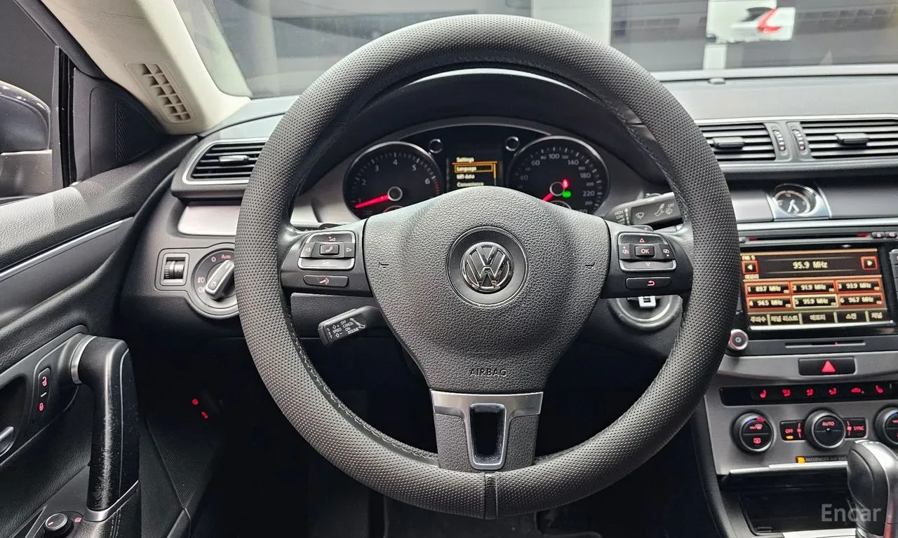 VW CC  Facelift * Камера/Кожа/Подгрев/Обдухване* , снимка 7 - Автомобили и джипове - 54894821