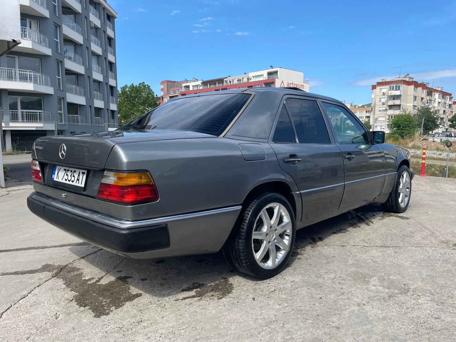 Mercedes-Benz 124, снимка 6 - Автомобили и джипове - 54954479