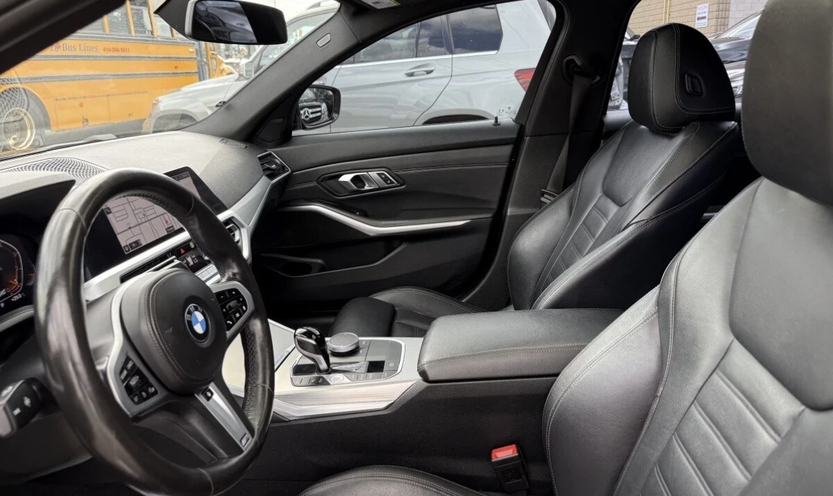 BMW 330 X DRIVE * M ПАКЕТ * ПАНОРАМА * CARFAX * , снимка 3 - Автомобили и джипове - 55012556