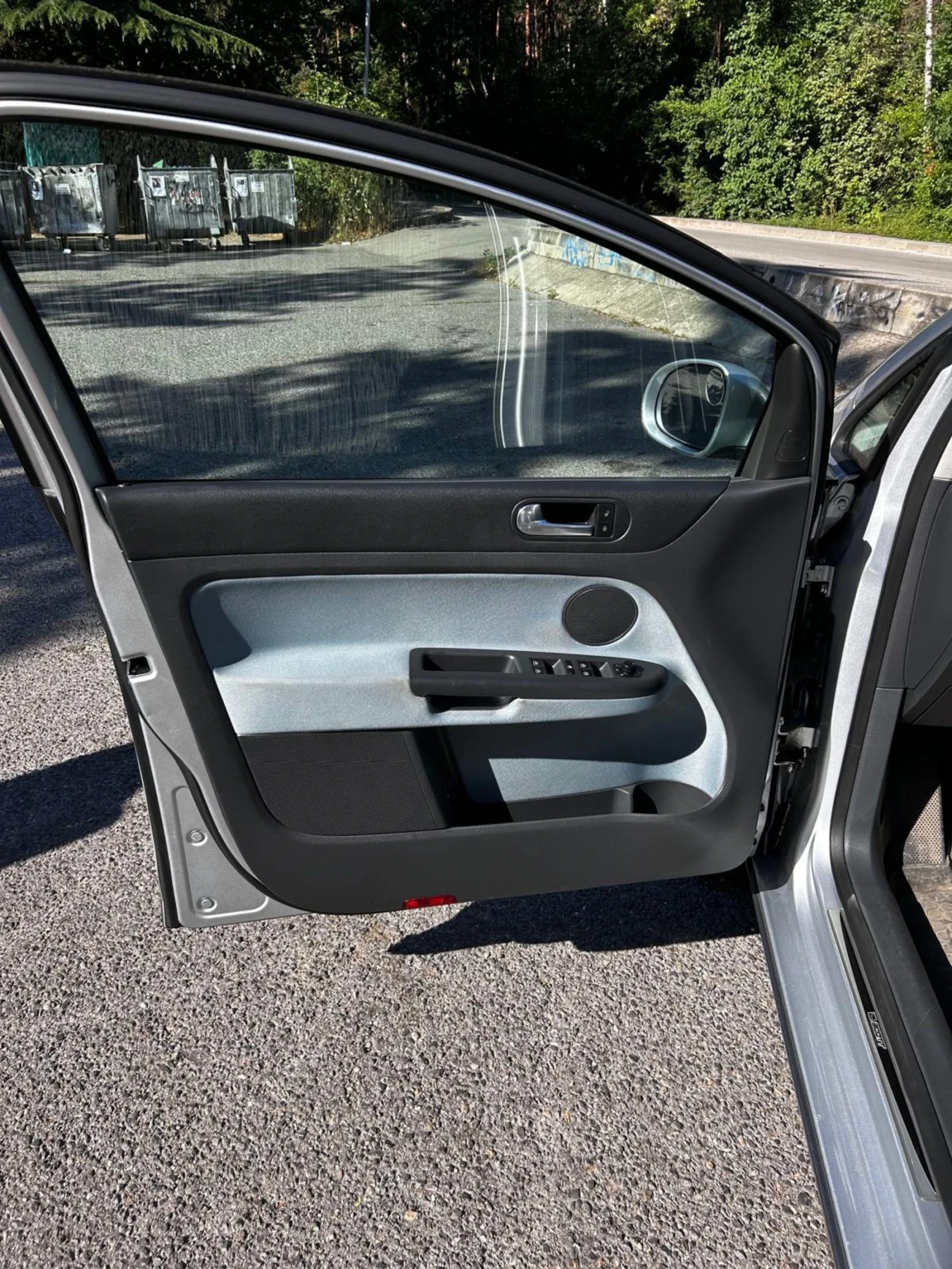 VW Golf Plus, снимка 8 - Автомобили и джипове - 55161298