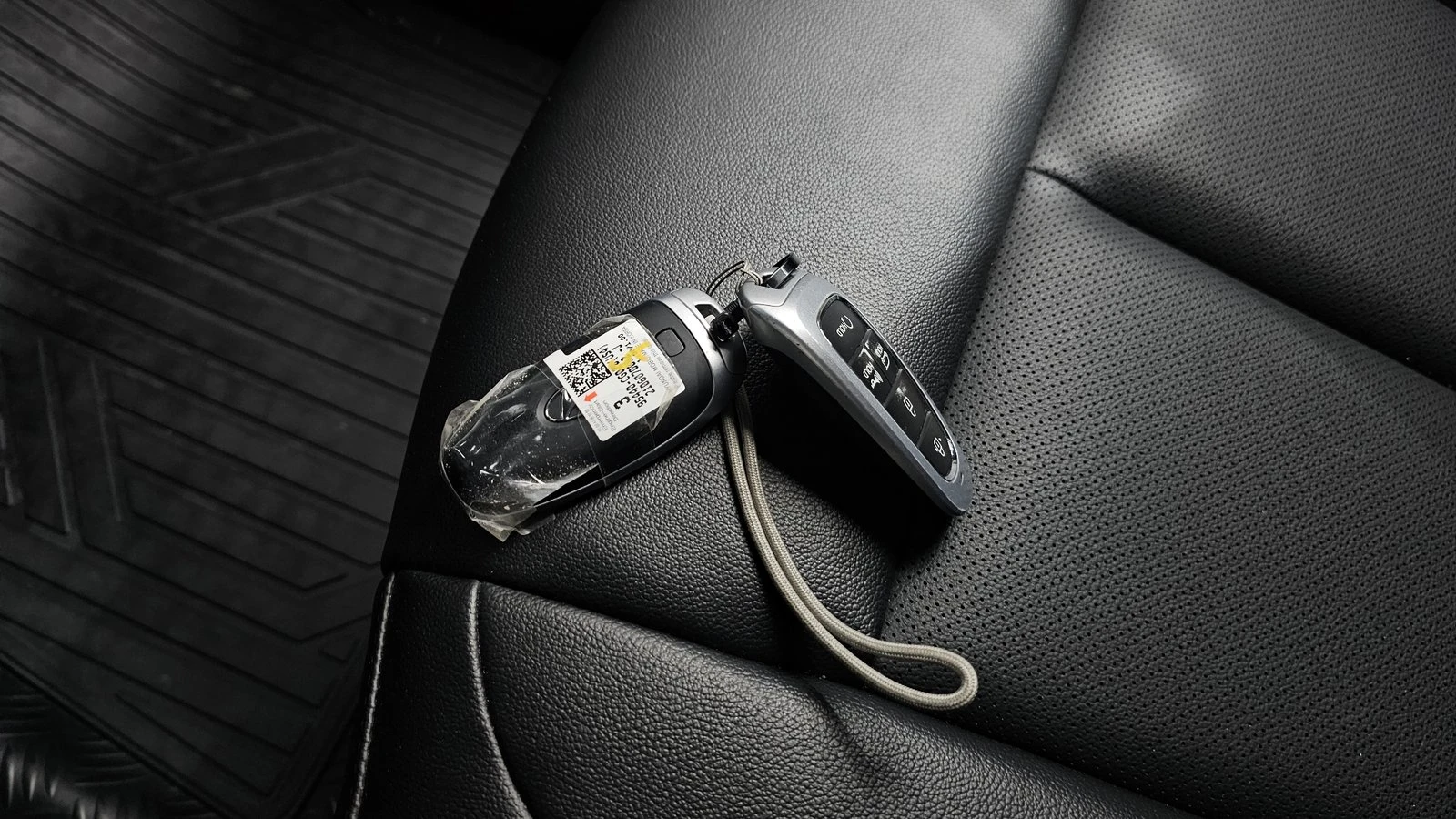 Hyundai Staria Modern* BLIND SPOT* ПОДГРЕВ ВОЛАН* КРАЙНА ЦЕНА, снимка 15 - Автомобили и джипове - 55367066