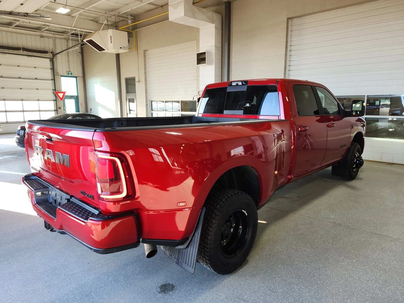 Dodge RAM 3500 6.7L 6cyl 4WD | Mobile.bg � ����������� 3