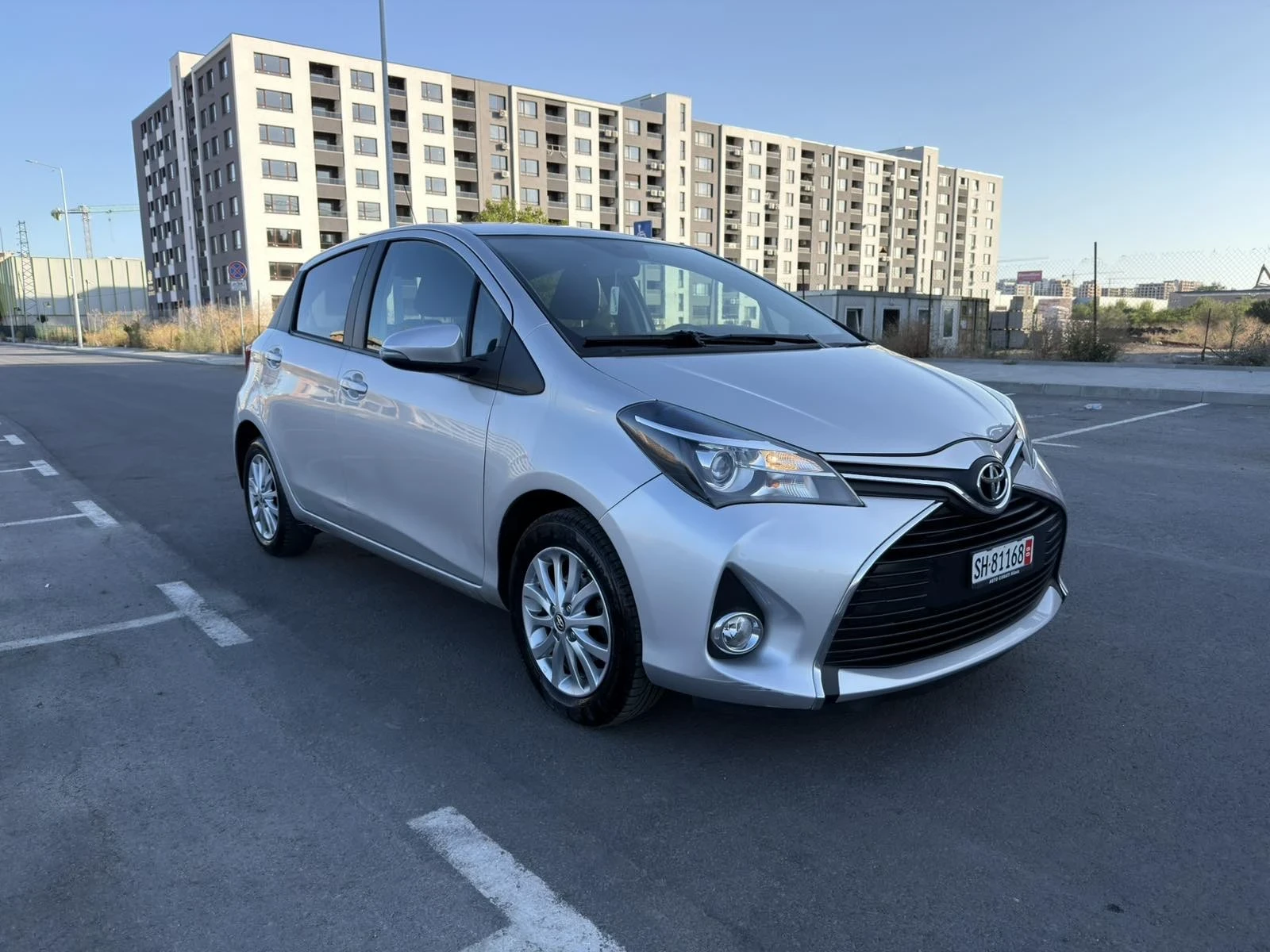 Toyota Yaris 1.3i  VVT-Face