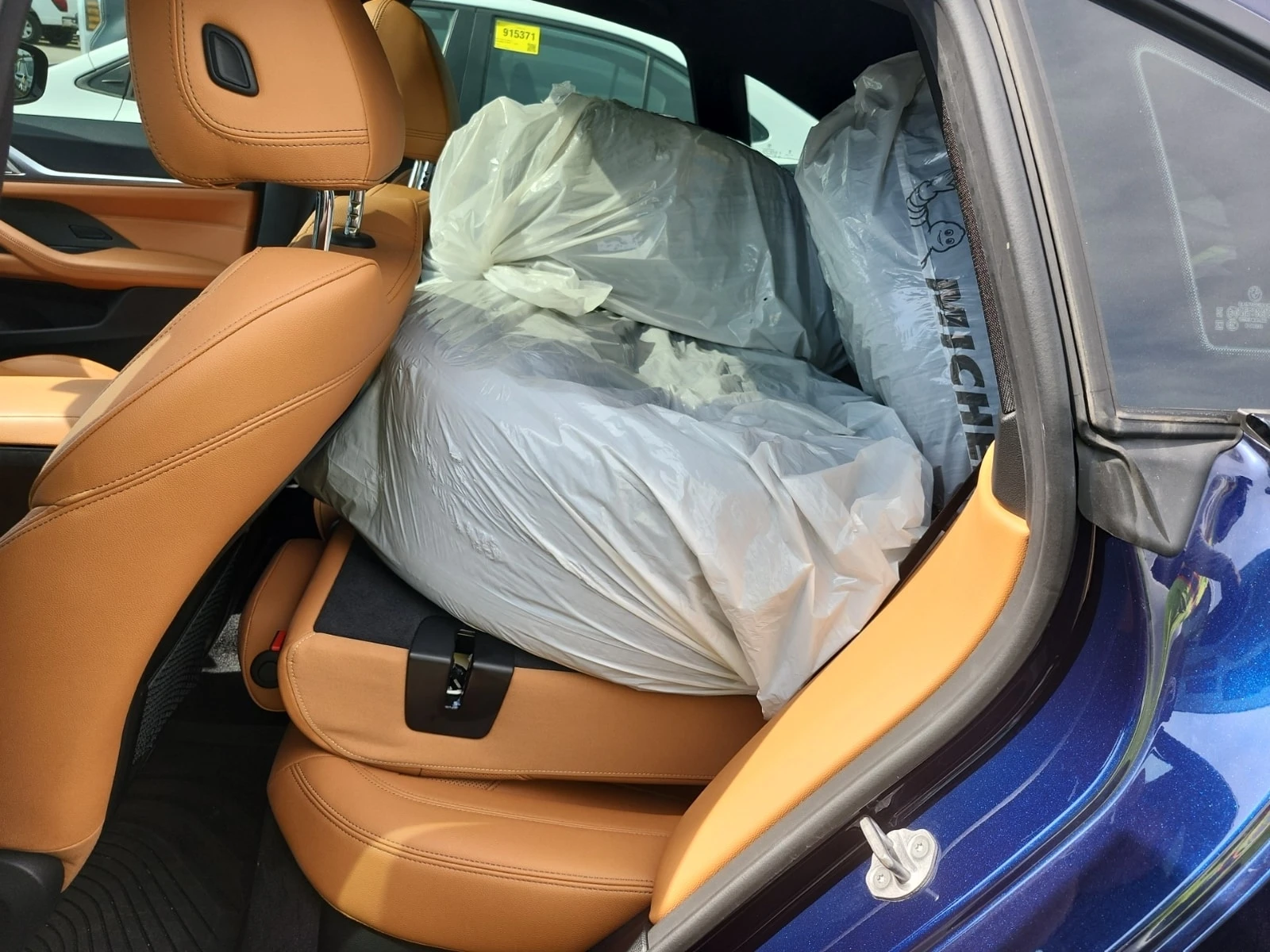 BMW i4 * EDRIVE40 * CARFAX * Без инциденти * , снимка 9 - Автомобили и джипове - 55997928