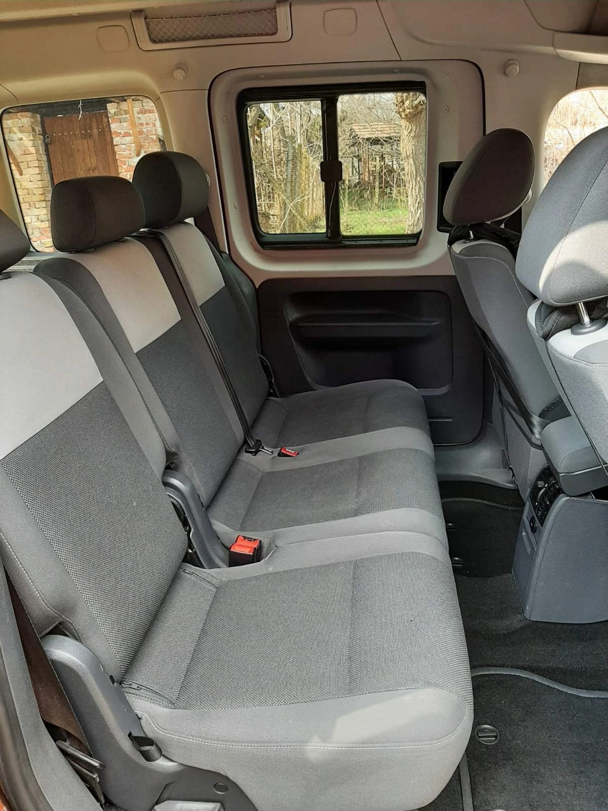 VW Caddy | Mobile.bg � ����������� 7