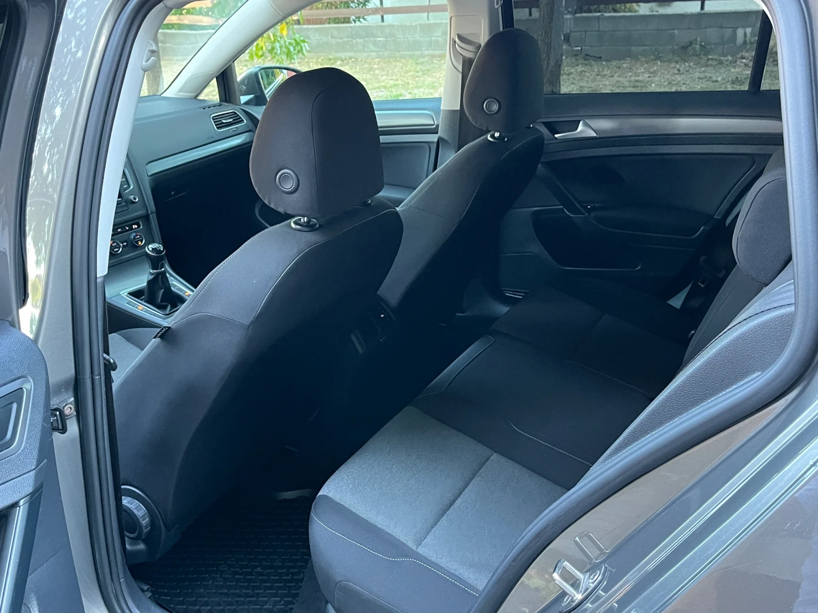 VW Golf 1.6TDI/110/2016, снимка 13 - Автомобили и джипове - 56140249