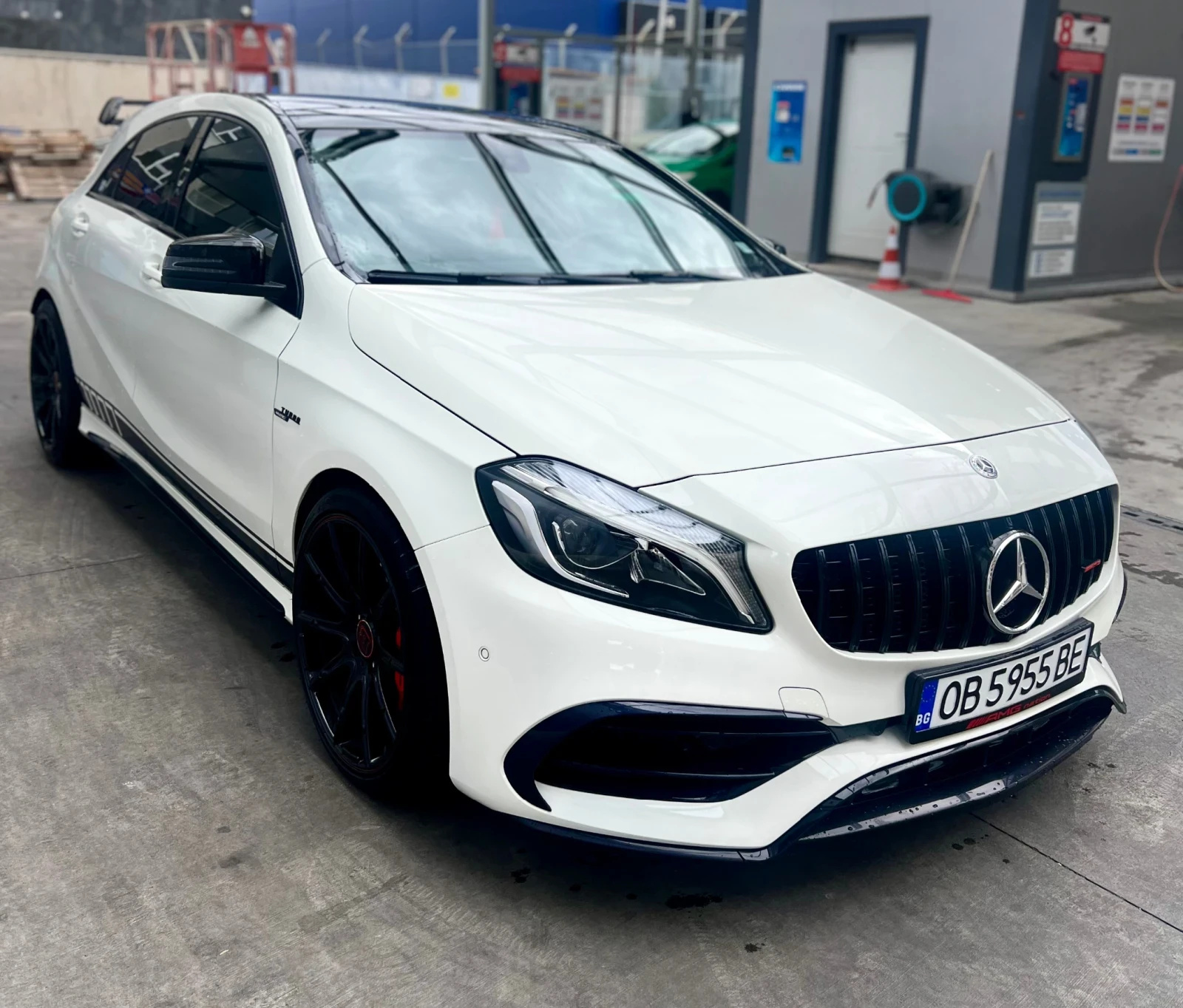 Mercedes-Benz A45 AMG