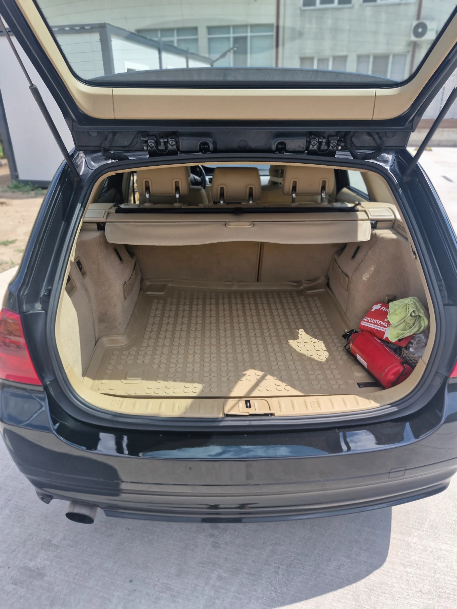 BMW 320 E91 320i, снимка 9 - Автомобили и джипове - 56323157