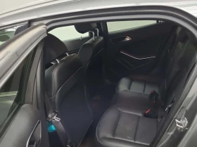 Mercedes-Benz GLA 250 ПАМЕТ| PANORAMA| 2 КЛЮЧА| , снимка 11