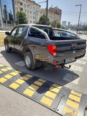 Mitsubishi L200 Пикап, снимка 3