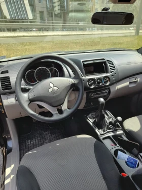 Mitsubishi L200 Пикап, снимка 5
