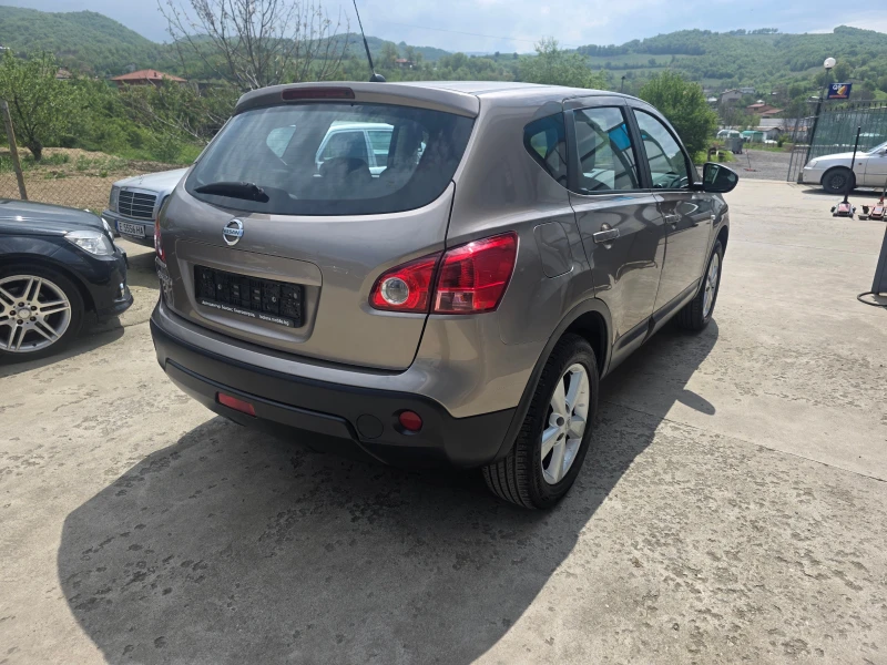 Nissan Qashqai 2.0I 4X4 172000km TOP, снимка 7 - Автомобили и джипове - 50141601