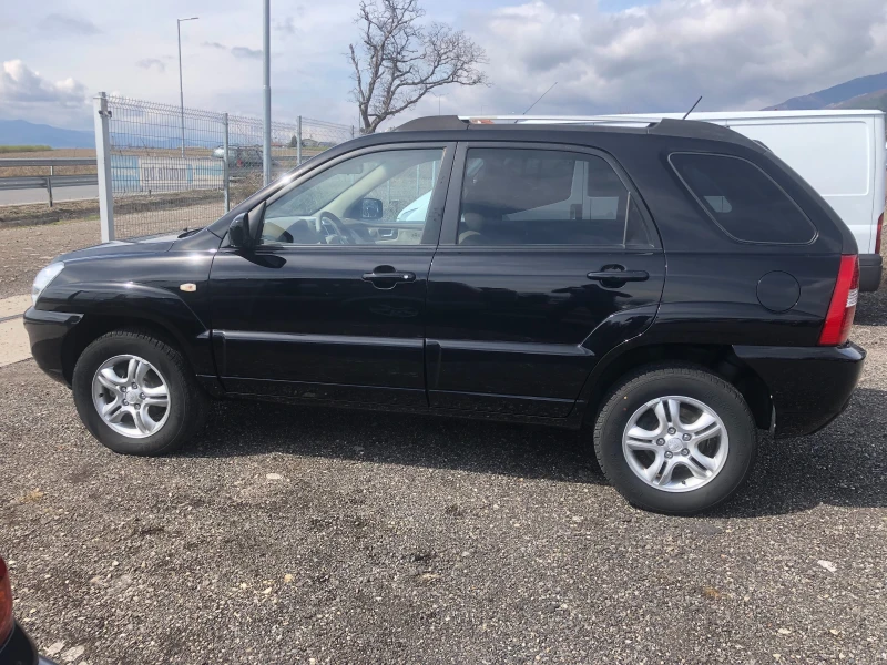 Kia Sportage 2.0 4x4 ИТАЛИЯ НАВИГАЦИЯ, снимка 8 - Автомобили и джипове - 51811692