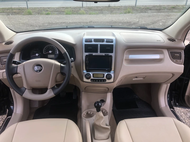 Kia Sportage 2.0 4x4 ИТАЛИЯ НАВИГАЦИЯ, снимка 16 - Автомобили и джипове - 51811692
