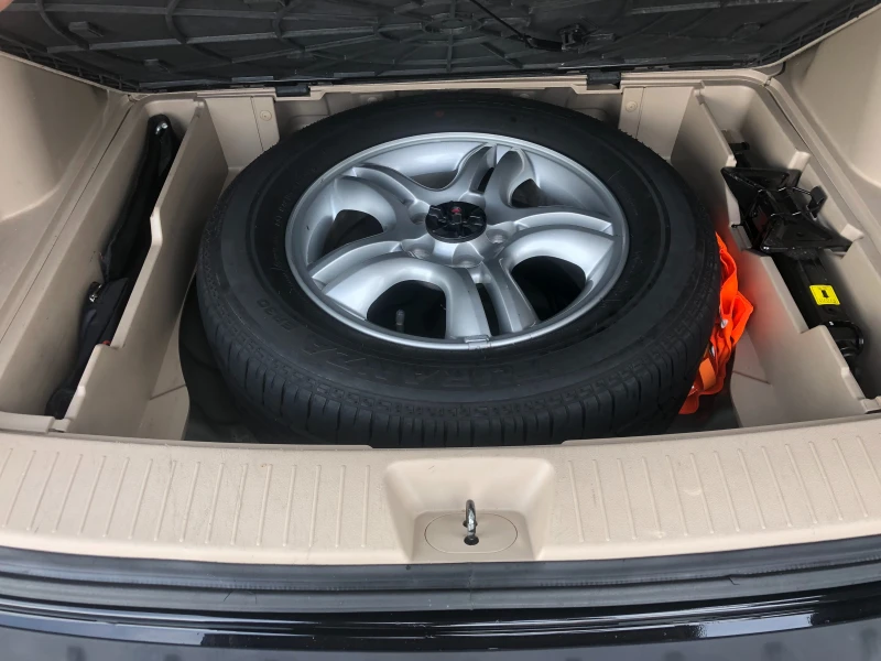 Kia Sportage 2.0 4x4 ИТАЛИЯ НАВИГАЦИЯ, снимка 17 - Автомобили и джипове - 51811692