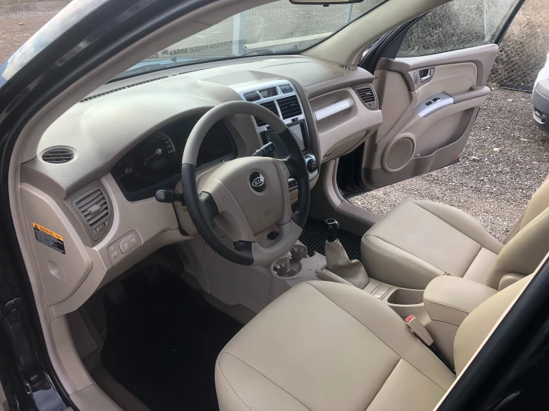 Kia Sportage 2.0 4x4 ИТАЛИЯ НАВИГАЦИЯ, снимка 10 - Автомобили и джипове - 51811692