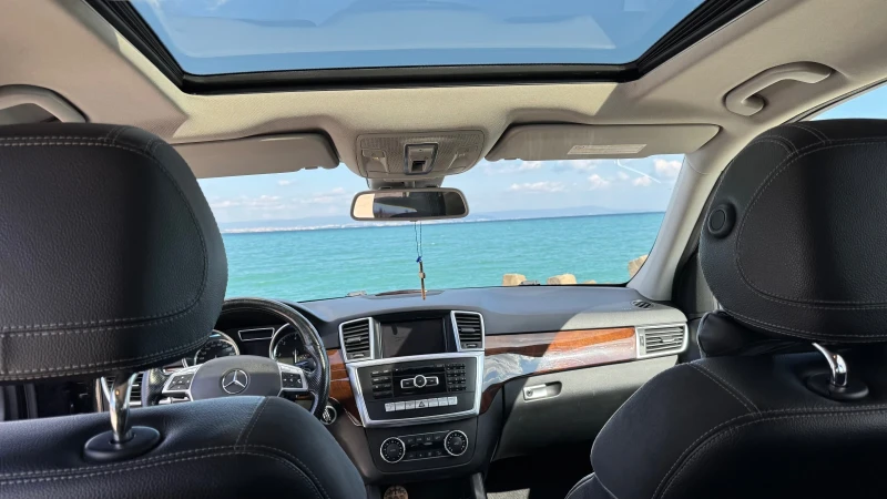 Mercedes-Benz ML 350 W166 350d AMG Line, снимка 8 - Автомобили и джипове - 52106135