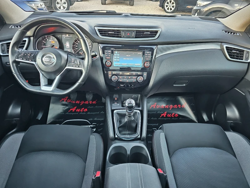 Nissan Qashqai 1.6T, 163к.с., Tekna , снимка 7 - Автомобили и джипове - 52241235