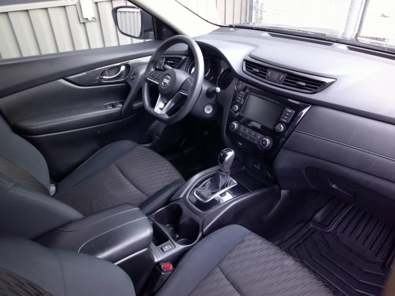 Nissan Rogue S AWD , снимка 6 - Автомобили и джипове - 52722409