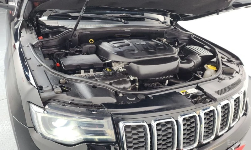 Jeep Grand cherokee, снимка 6 - Автомобили и джипове - 53127039