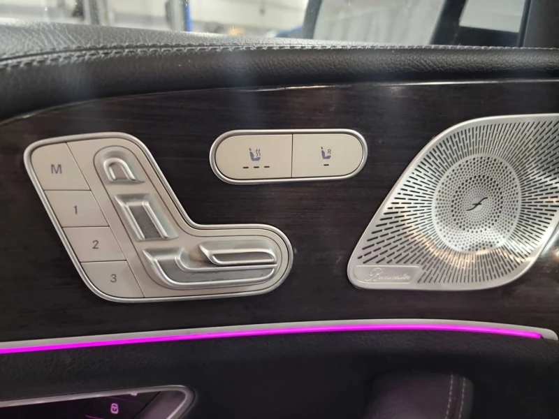 Mercedes-Benz GLE * 450 * BURMESTER* ДИСТРОНИК* HEAD-UP* , снимка 11 - Автомобили и джипове - 53398324