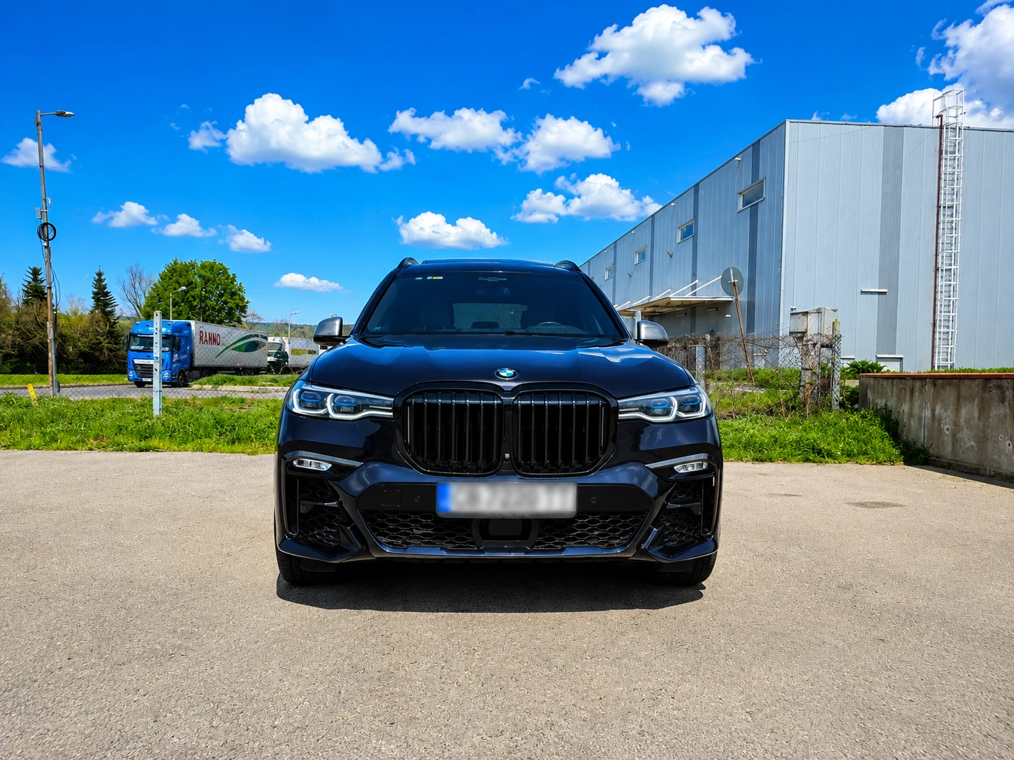 BMW X7 M50i