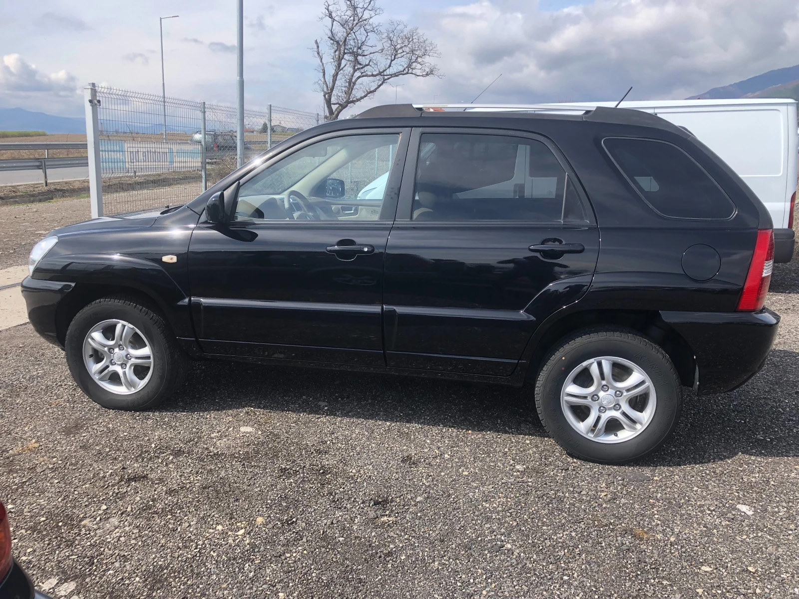 Kia Sportage 2.0 4x4 ИТАЛИЯ НАВИГАЦИЯ - изображение 8