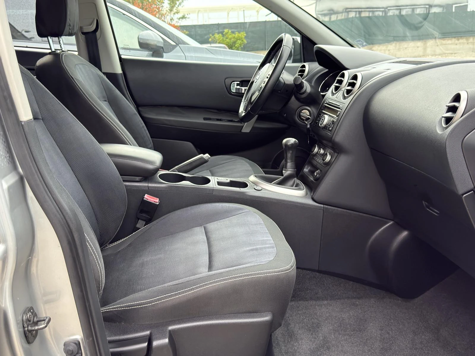 Nissan Qashqai 1.6   | Mobile.bg   12